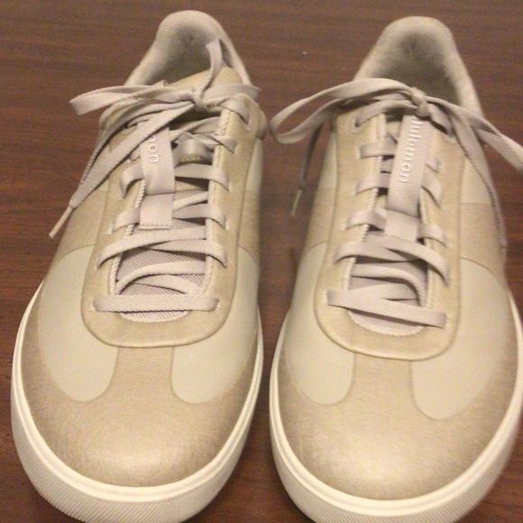 LULULEMON M CITYVERSE SNEAKERS SZ 11.5 - Picture 1 of 10
